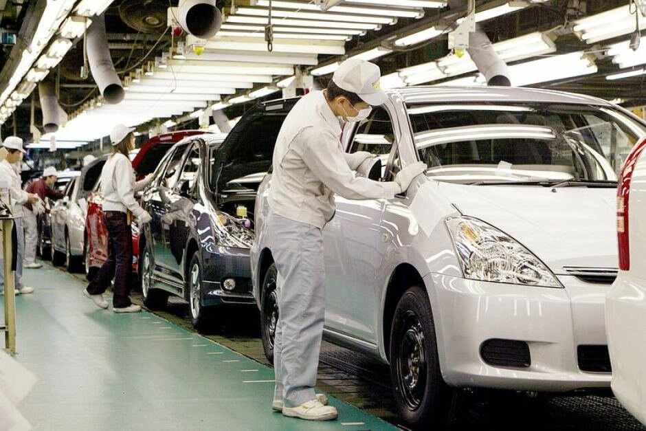 Human Rights Watch- a Closer Look at the Car Industry 1